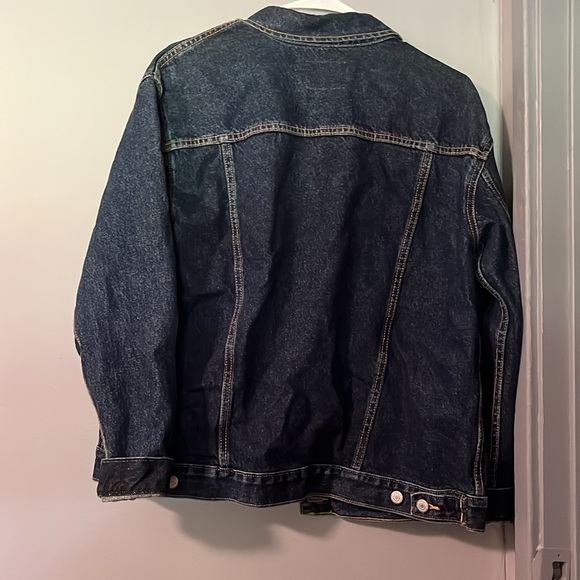 Brand New with tags Old Navy Denim jacket. Medium - Picture 4 of 4